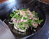 豚とニンニクの芽の中華炒め【麻辣肉絲】作り方4写真