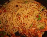 うすいえんどうとエビのトマトパスタ作り方9写真