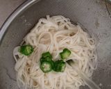 紀文糖質０g麺❤︎めかぶねばねば冷うどん作り方2写真