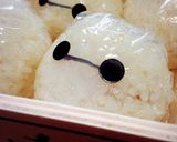 【ママレシピ】超簡単ベイマックスキャラ弁作り方2写真