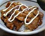 簡単☆ぴり辛☆てりまよ豚丼作り方5写真