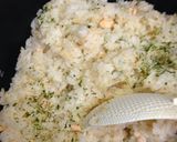 シャケフレークで簡単うまうまおにぎり作り方3写真