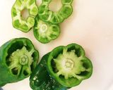 ジューシ〜♪まるごとピーマンの肉詰め作り方1写真