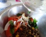 トマトとひき肉のカレー風味サラダ作り方4写真