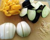 冷製！たっぷり夏野菜のゴマ味噌煮作り方1写真