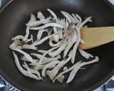 高菜漬けときのこのピリ辛炒め作り方1写真
