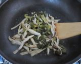高菜漬けときのこのピリ辛炒め作り方2写真