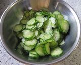 きゅうり＆新玉ネギ＆卵のレモン風味サラダ作り方1写真