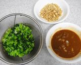 小松菜とクルミの炒飯　肉のっけ作り方1写真