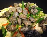あさりの野菜たっぷりバター蒸し作り方1写真