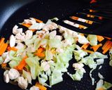 犬ごはん*納豆入り焼きうどん作り方2写真