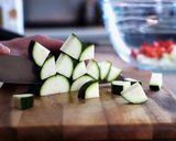 水を使わないで作る鶏肉野菜レモンの煮込み作り方1写真