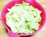 簡単♡キャベツだけ♡梅おかかマヨ和え作り方1写真