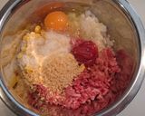 シャキシャキ食感コーン入りハンバーグ作り方1写真