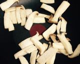 鶏エリンギブロッコリーカマンベールパスタ作り方4写真