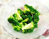 さっぱり海老のタルタルサラダ～レモン風味作り方1写真