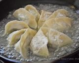 南部鉄のフライパンで焼く餃子作り方5写真