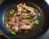 簡単！そら豆と鶏肉のアヒージョ！作り方2写真
