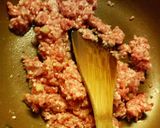 セロリがシャキッ♪豚ひきニンニク辛炒め作り方2写真