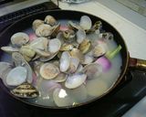 はまぐりとカブのワイン蒸し作り方3写真