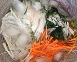 梅ドレで食べるササミと野菜のサラダ作り方3写真