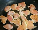 鶏むね肉と三つ葉のレモン炒め♪作り方2写真