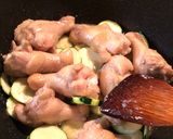 ほんのりエスニック?夏野菜と鶏肉のソテー作り方5写真