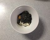 やみつき間違いなし♡黒胡麻味噌ディップ作り方2写真