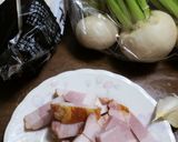 楽ちん♪かぶとベーコンのトマト煮込み作り方1写真