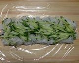 お肉でお寿司♪ラップで♪作り方4写真
