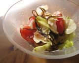 塩昆布ドレッシングで♪トマトレタスサラダ作り方4写真