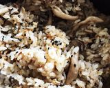 簡単！たっぷりしめじと鰹節の炊き込みご飯作り方7写真