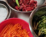 牛肉と炒めて♪おかず春雨サラダ作り方1写真