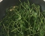 豆苗と岩海苔の香り炒め作り方1写真