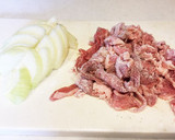 豚肉と玉ねぎのマヨコク炒め作り方1写真