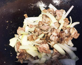豚肉と玉ねぎのマヨコク炒め作り方3写真