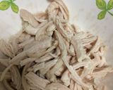 蒸し鶏カニカマ、カイワレのわさびマヨ和え作り方1写真