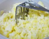＊簡単もちもちじゃがいも餅＊お弁当にも！作り方3写真