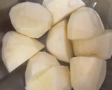 我が家の美味しいチキンのトマト煮込み☆作り方1写真