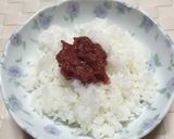 お弁当にも。梅おかか炒り卵おにぎり作り方3写真