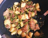 豚肉とニンニクの芽、新ジャガの味噌炒め作り方8写真
