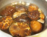 干し椎茸とタコのガーリックオイル焼き作り方1写真