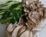 ♪豚肉とゴボウの豆乳みそパスタ♪作り方1写真