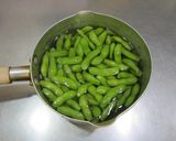混ぜるだけ♪簡単ペペロンチーノ枝豆作り方2写真