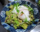 アボカドとベーコンのペペロン丼作り方7写真