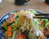 インスタントラーメンで作る豚骨焼きそば作り方5写真