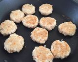 鶏挽肉でつくねみたいなハンバーグ作り方5写真