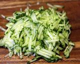 簡単冷製スープ♪　ロシア料理オクローシカ作り方1写真