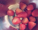美味しい(*^^*)いちごミルク作り方1写真
