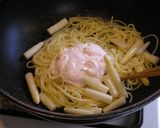 ホワイトアスパラのたらこクリームパスタ作り方8写真